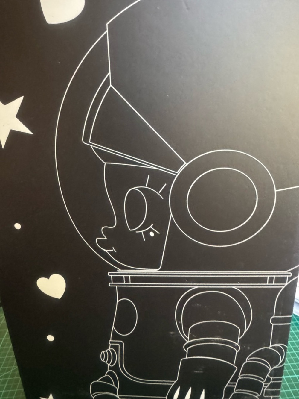 400% Mega Space Molly Donald Duck - Picture 5 of 9